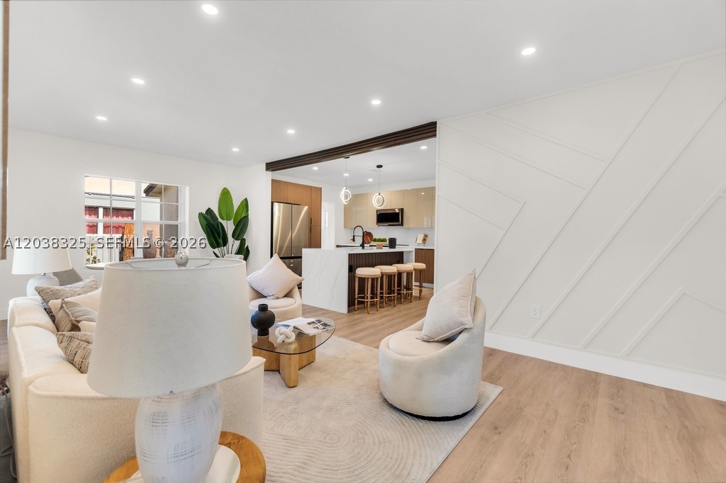ELBARODA GROVE - Residential