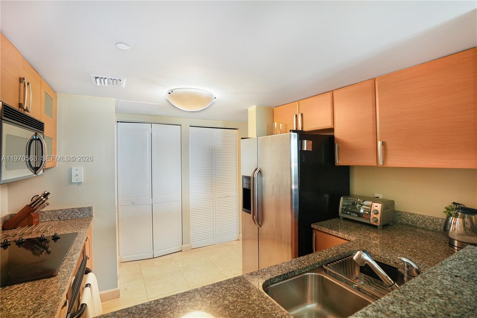 SKYLINE ON BRICKELL CONDO - Residential