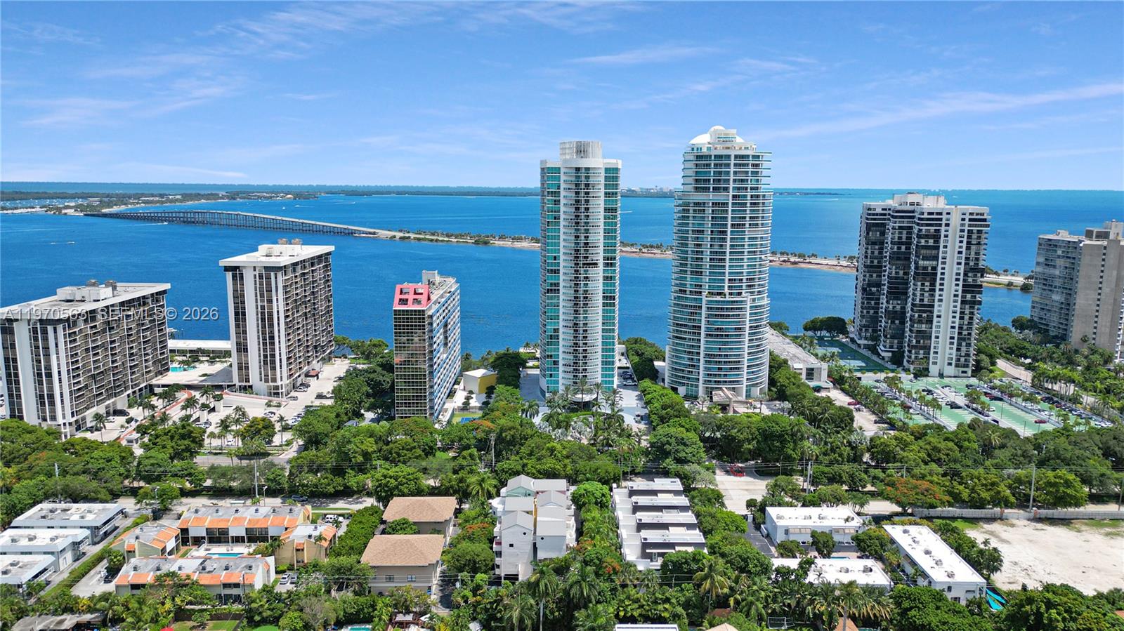SKYLINE ON BRICKELL CONDO - Residential