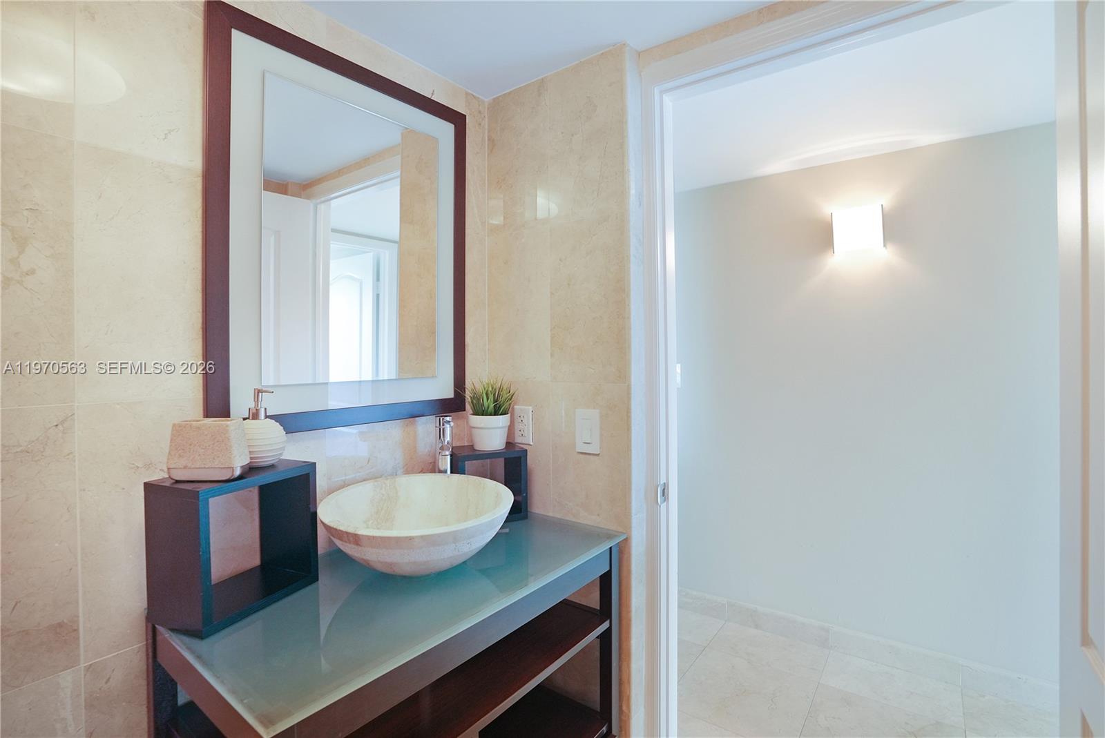 SKYLINE ON BRICKELL CONDO - Residential