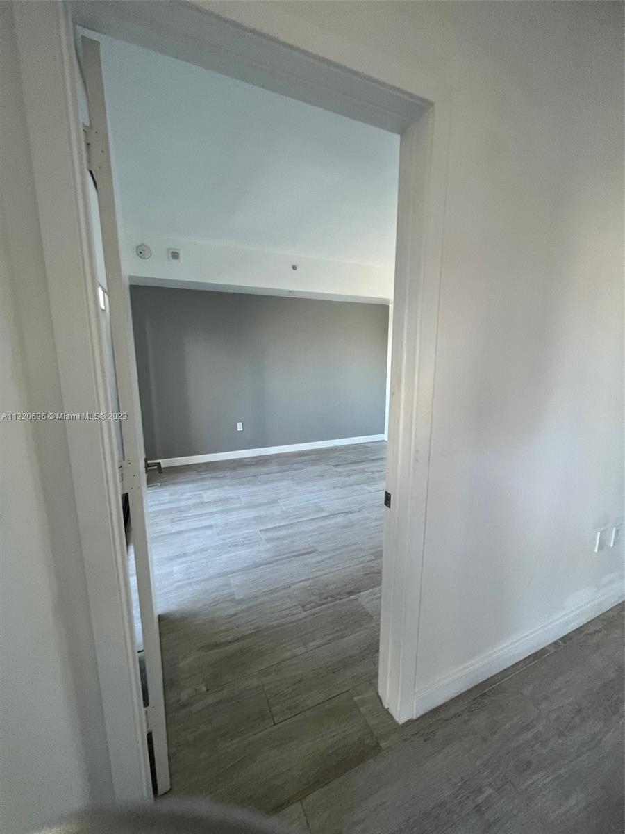 BRICKELL HEIGHTS EAST CON - Residential Lease