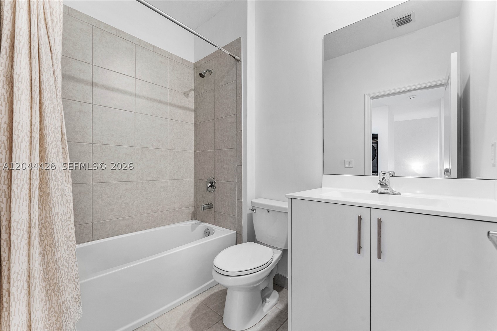 WINDSOR SQUARE - Residential