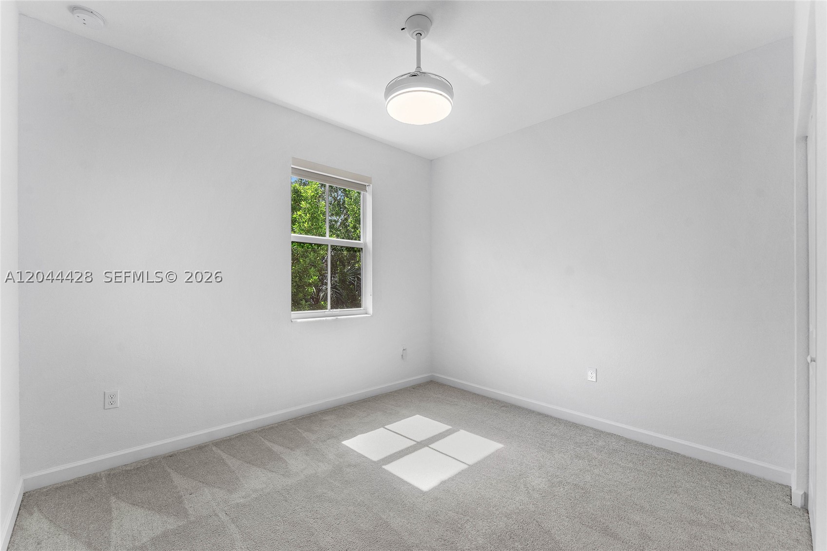 WINDSOR SQUARE - Residential