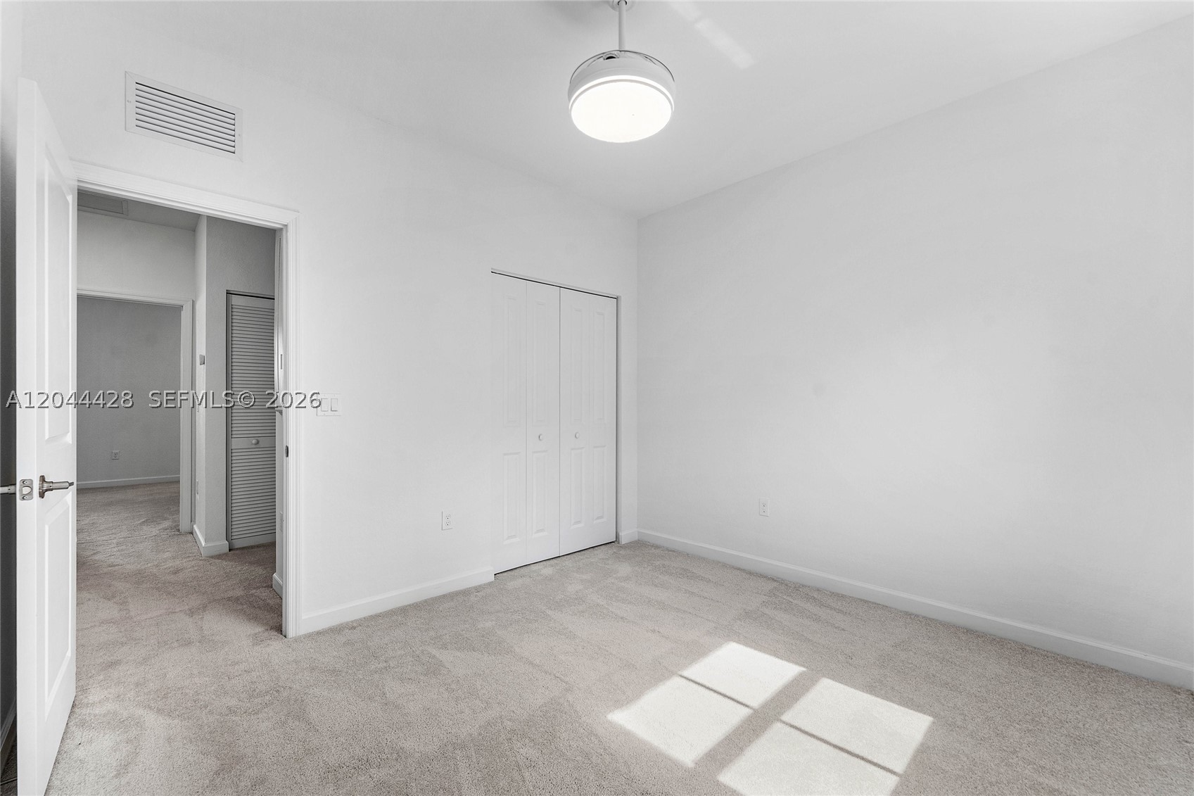 WINDSOR SQUARE - Residential