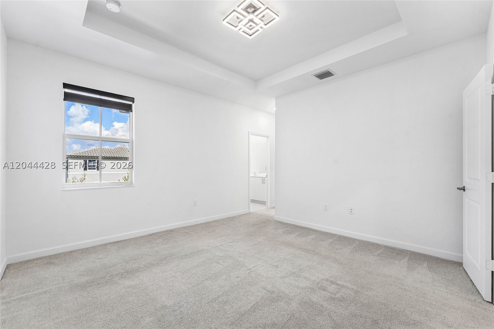 WINDSOR SQUARE - Residential