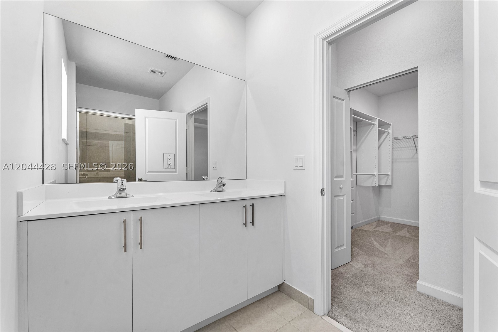 WINDSOR SQUARE - Residential