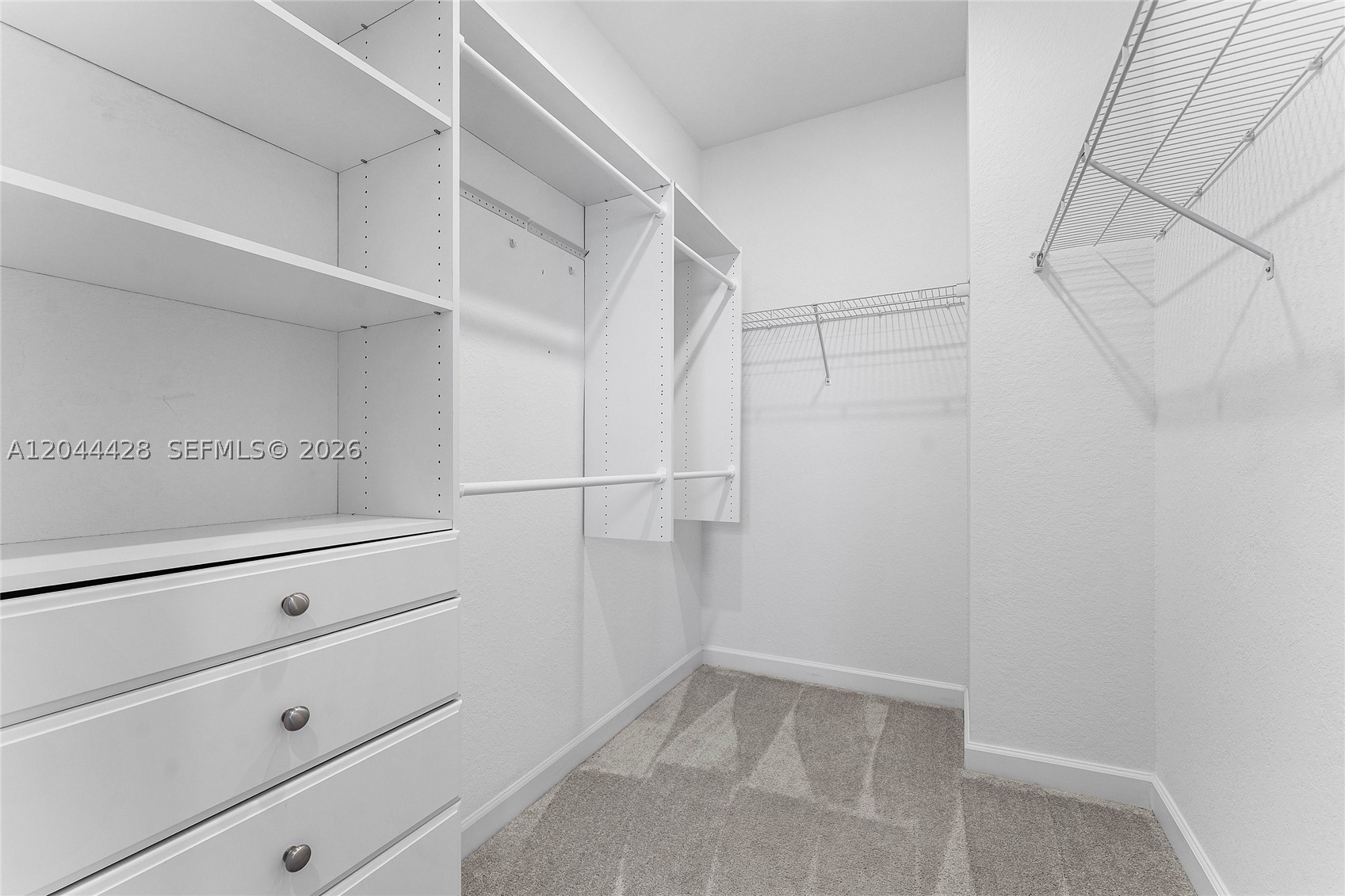 WINDSOR SQUARE - Residential