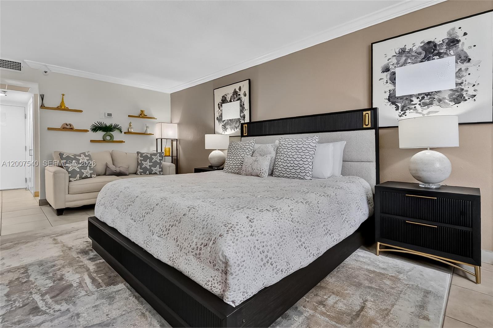THE AVENTURA BEACH CLUB C - Residential