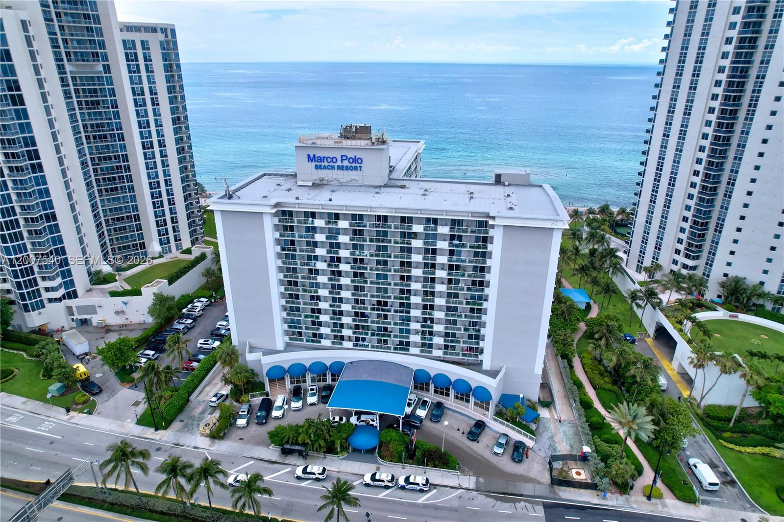 THE AVENTURA BEACH CLUB C - Residential