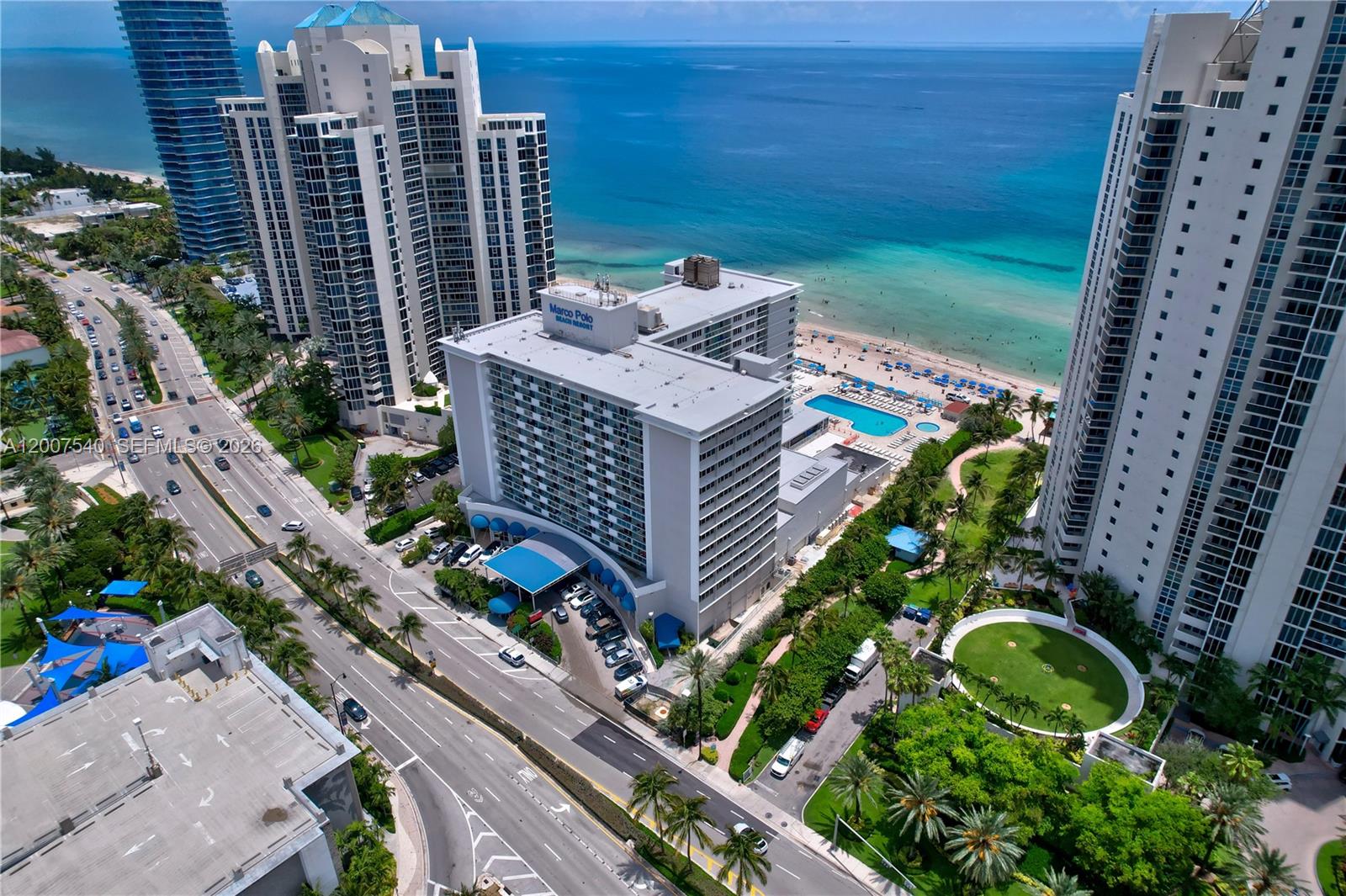 THE AVENTURA BEACH CLUB C - Residential