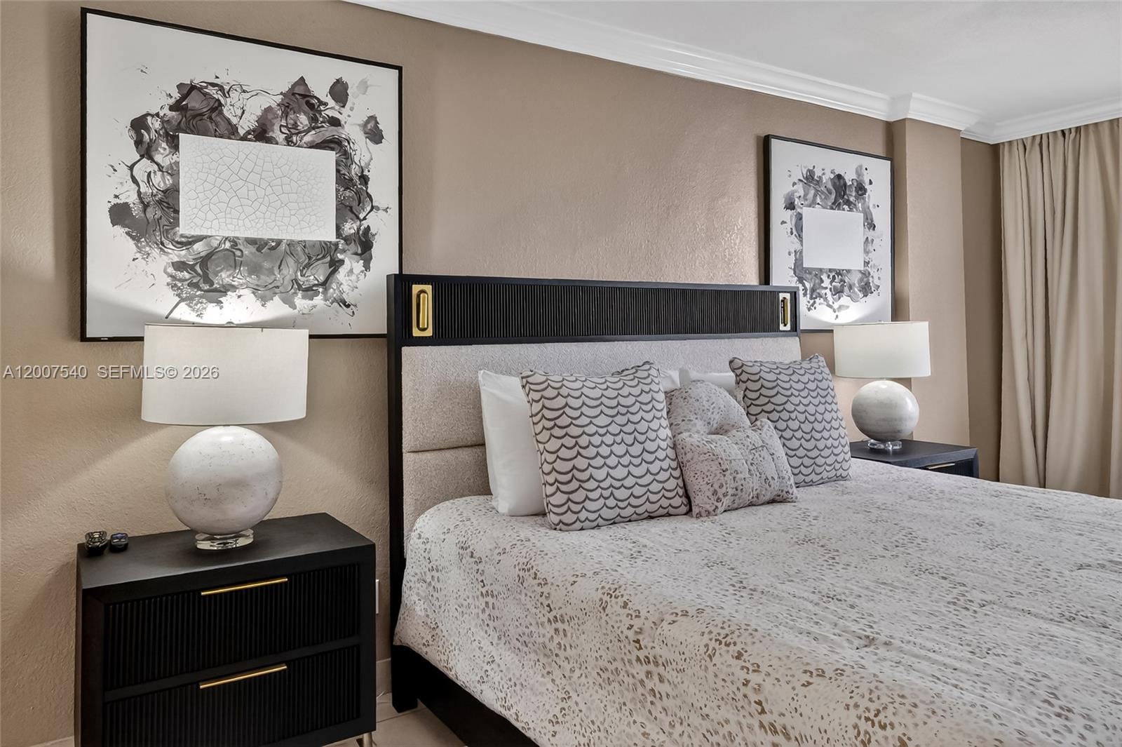 THE AVENTURA BEACH CLUB C - Residential