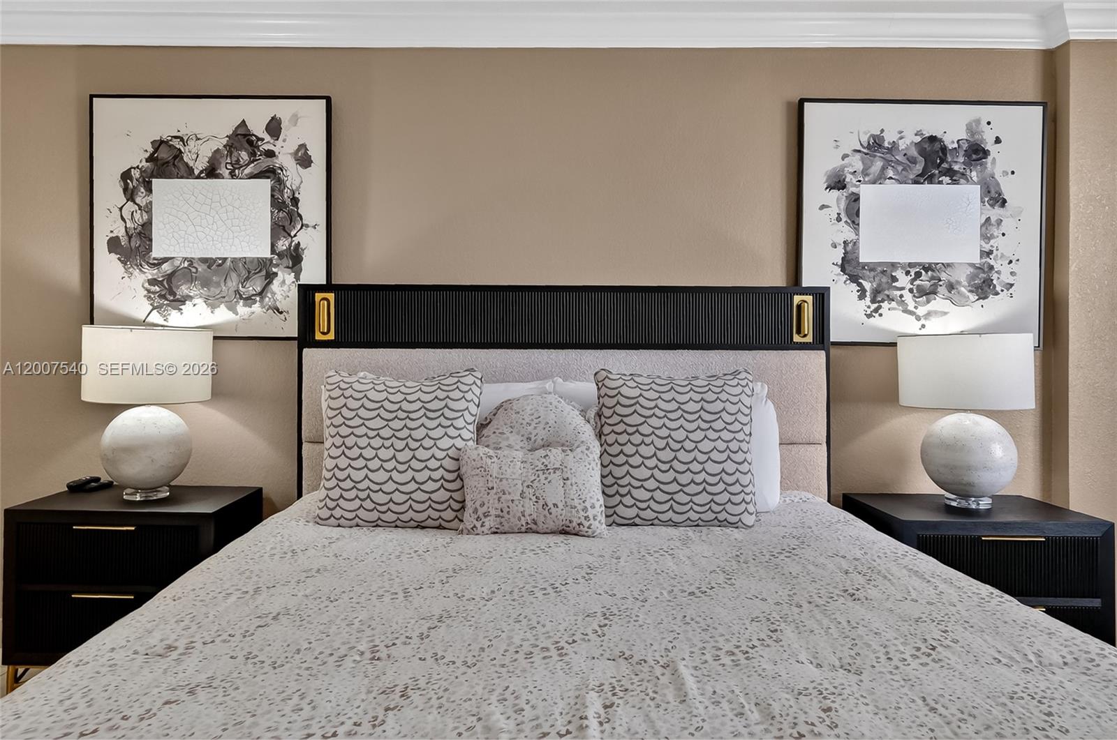 THE AVENTURA BEACH CLUB C - Residential