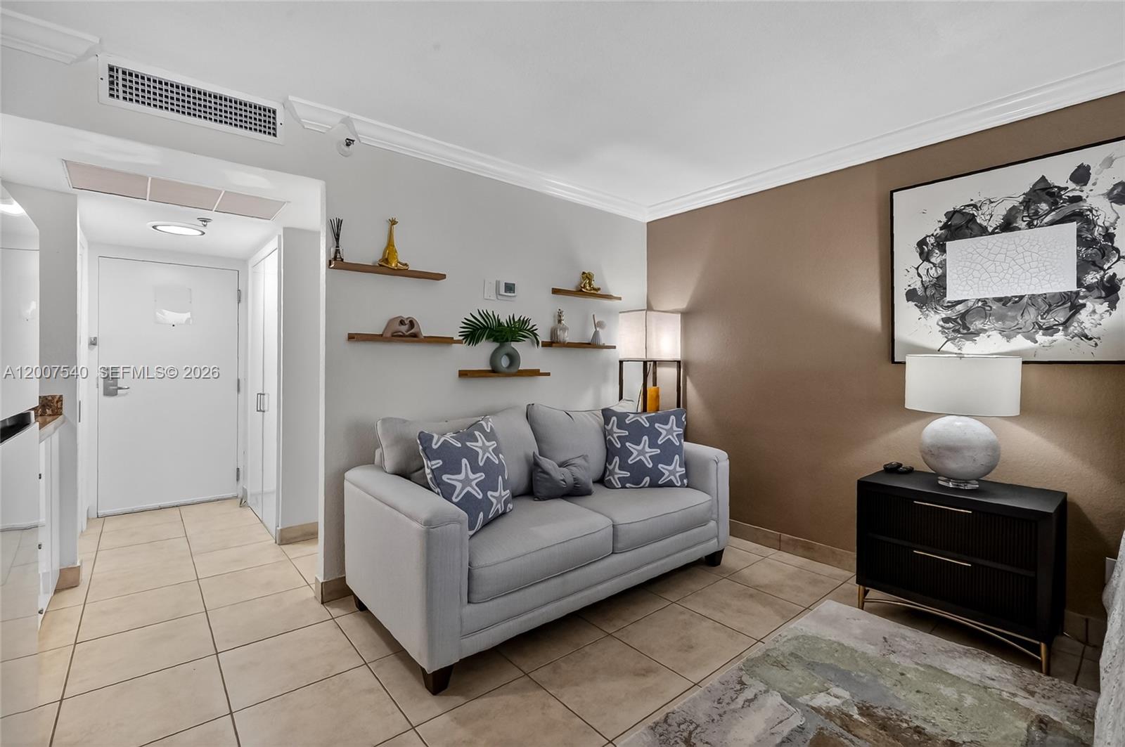 THE AVENTURA BEACH CLUB C - Residential