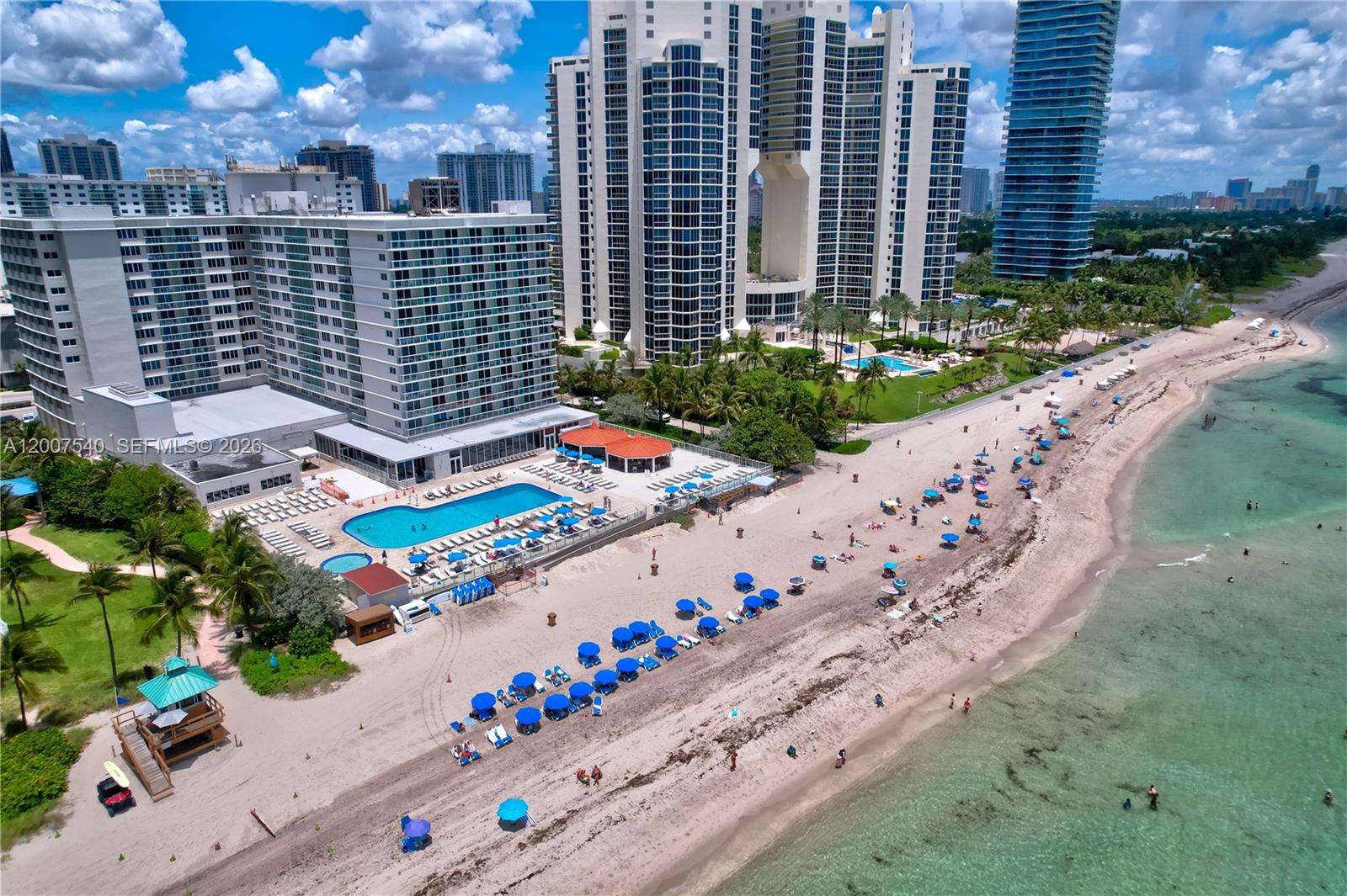 THE AVENTURA BEACH CLUB C - Residential