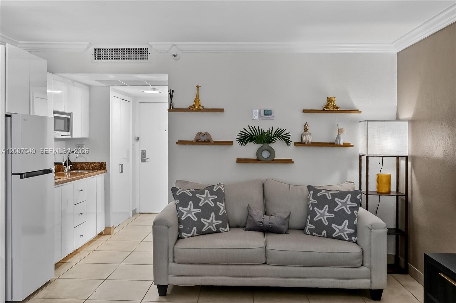 THE AVENTURA BEACH CLUB C - Residential