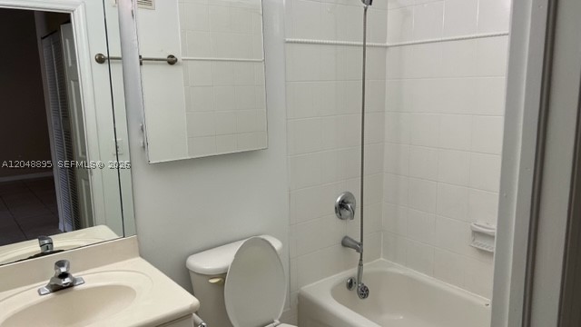COVE AT FRENCH VILLAS - Residential Lease