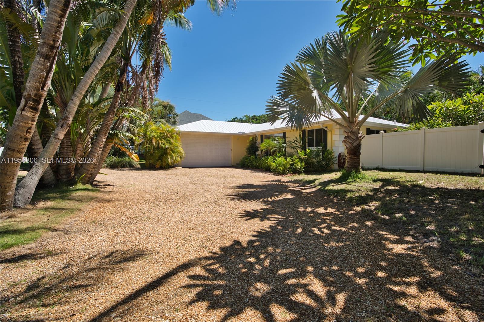PALM ROW - Residential