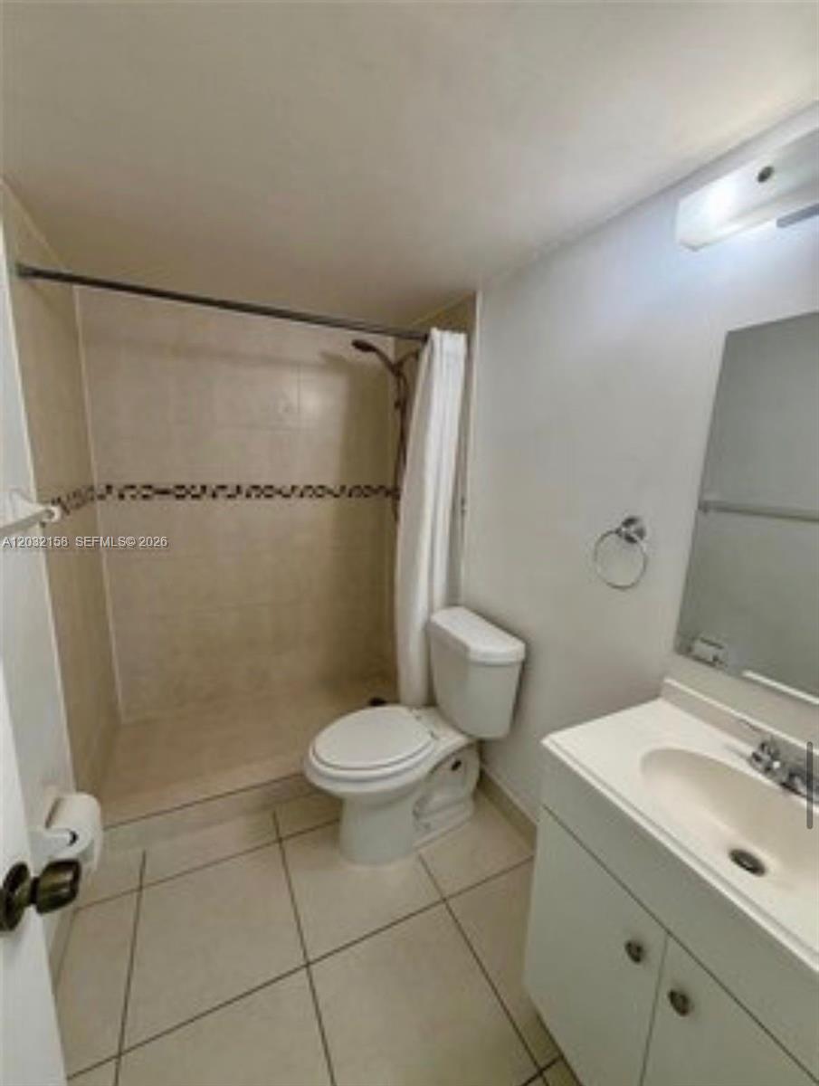 LAGO GRANDE TWO CONDO - Residential Lease