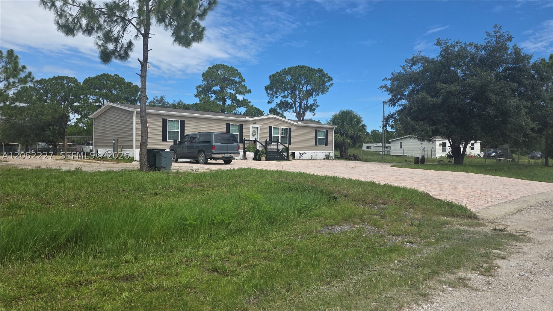 MONTURA SOUTH HALF (100804 - Residential