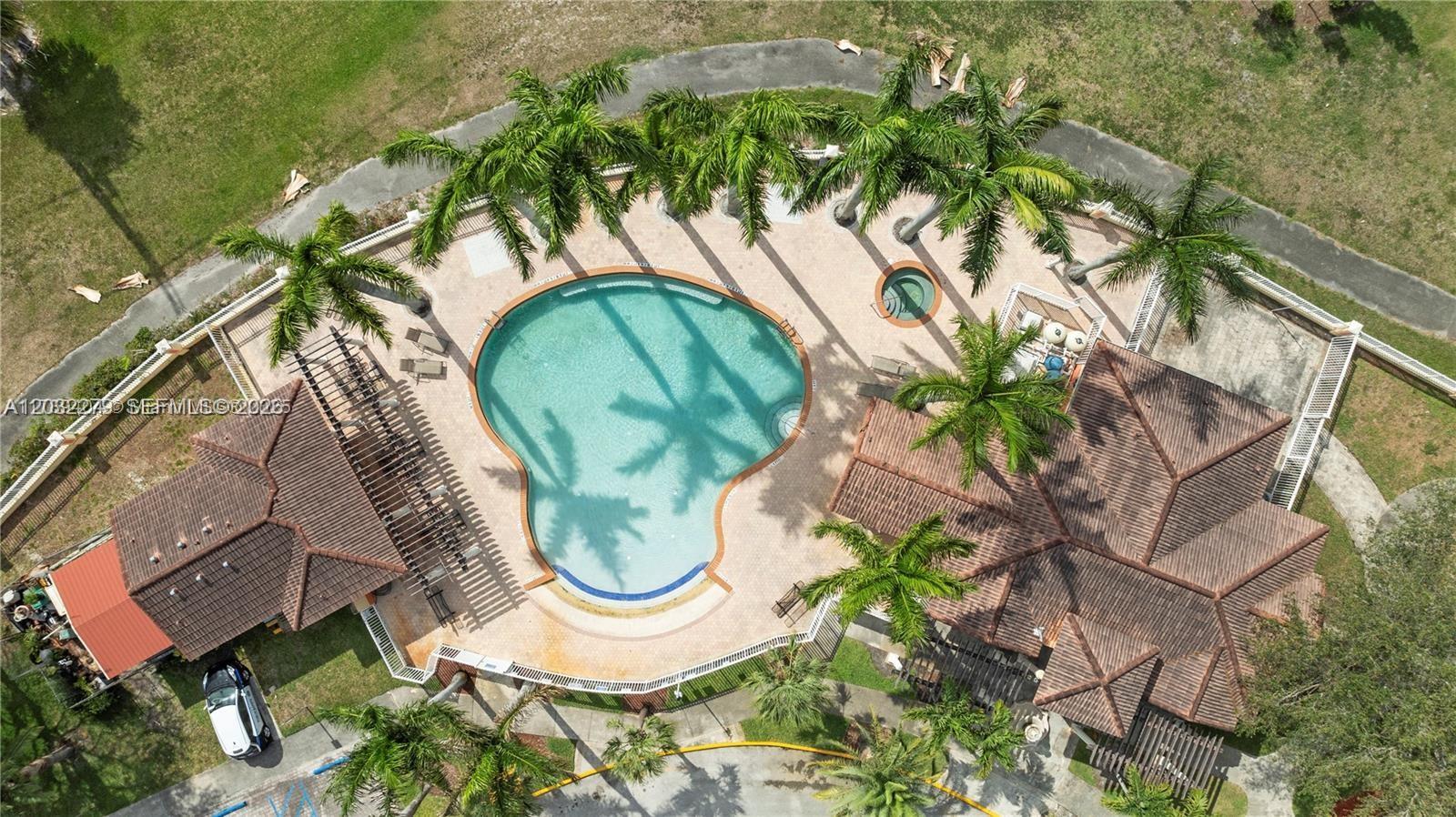 TUSCAN LAKE VILLAS - Residential