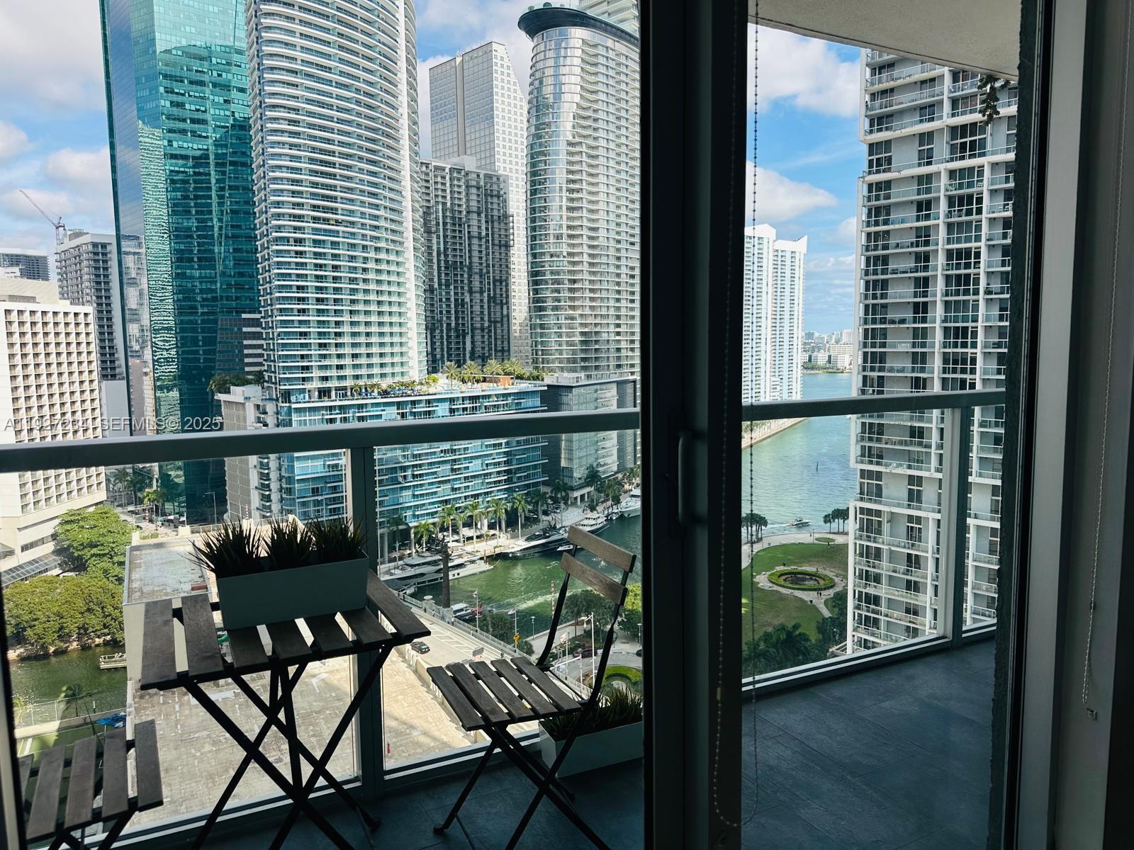 500 BRICKELL EAST CONDO - Residential Lease