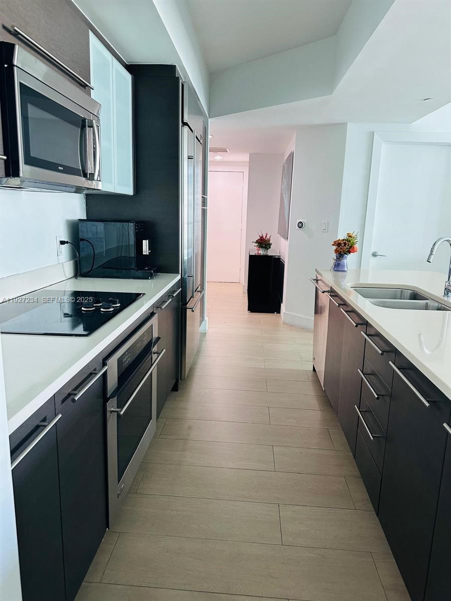 500 BRICKELL EAST CONDO - Residential Lease
