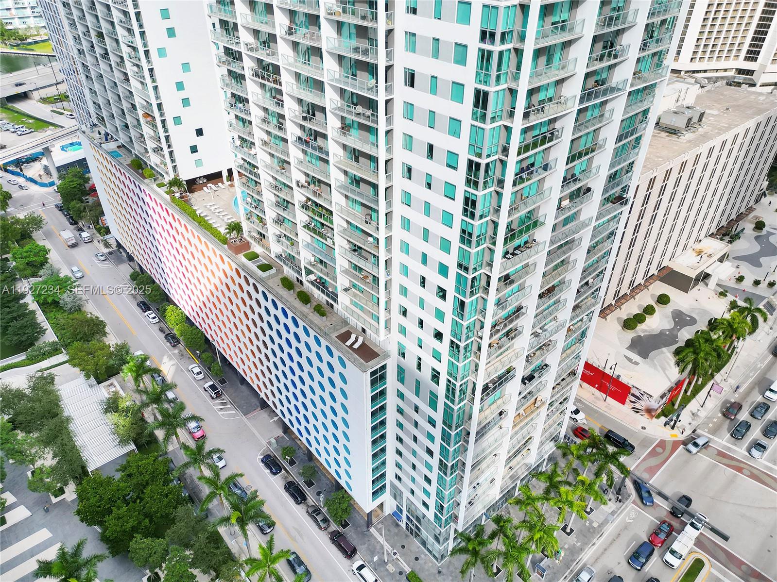 500 BRICKELL EAST CONDO - Residential Lease