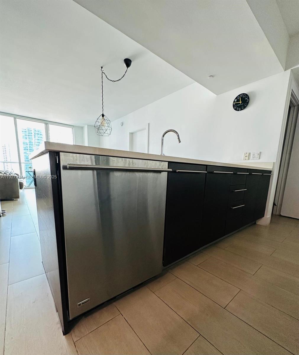 500 BRICKELL EAST CONDO - Residential Lease