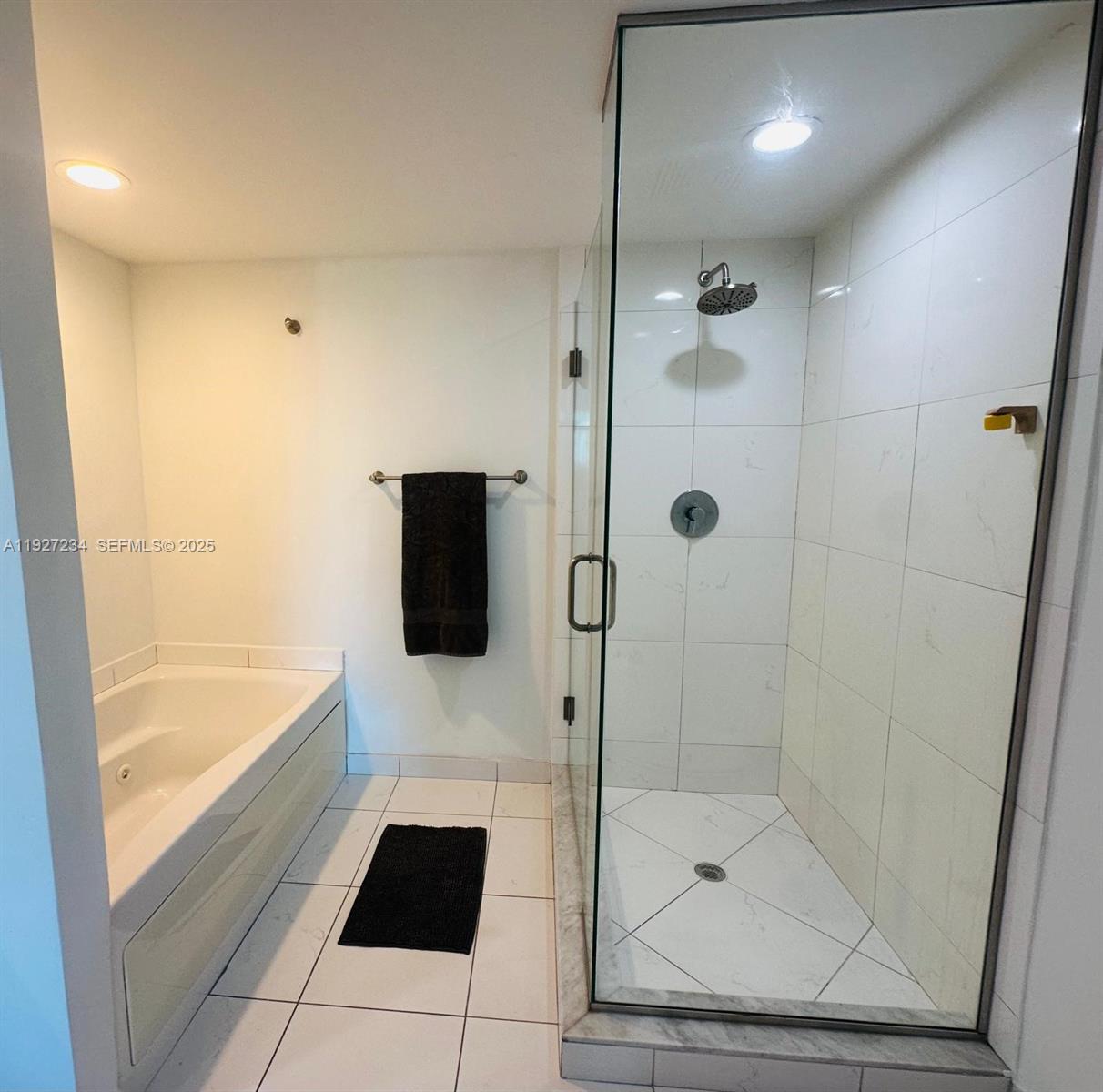 500 BRICKELL EAST CONDO - Residential Lease