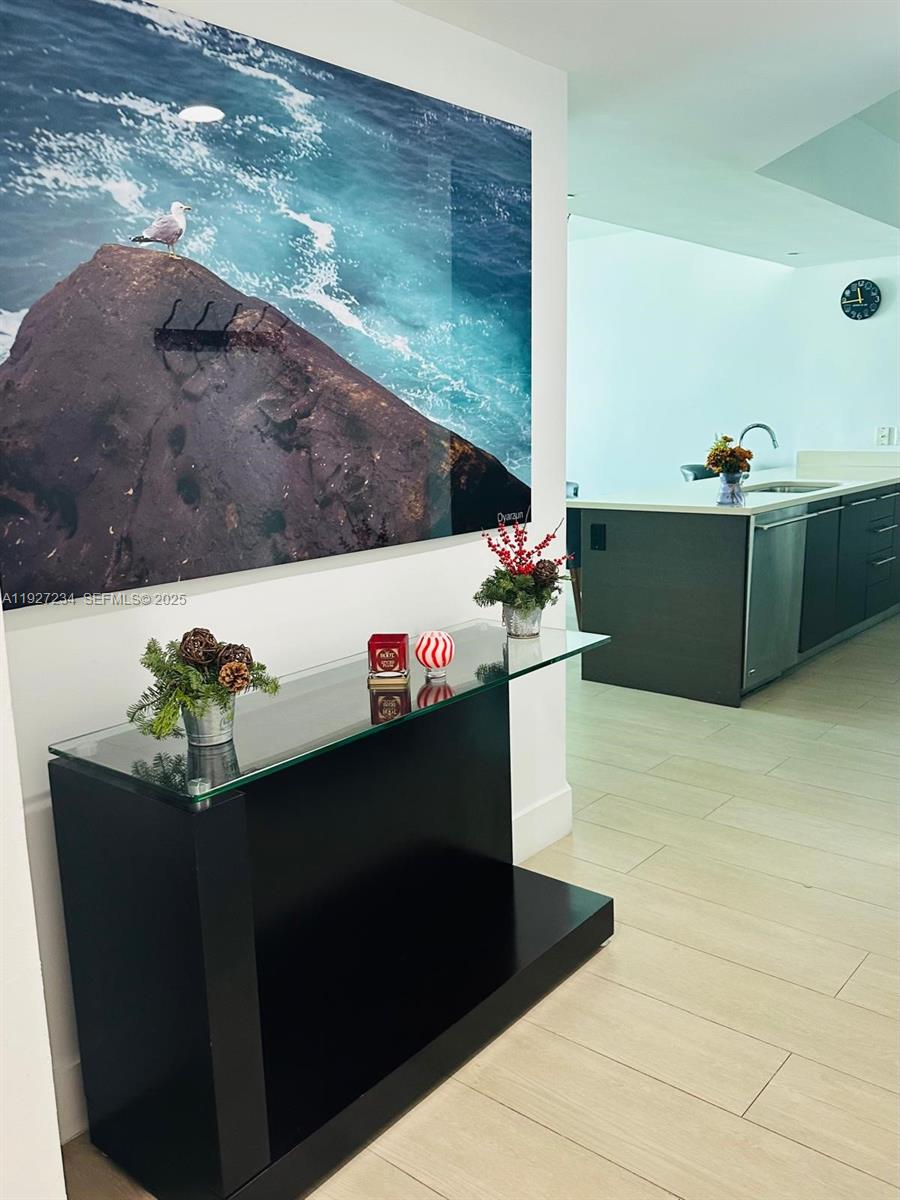 500 BRICKELL EAST CONDO - Residential Lease