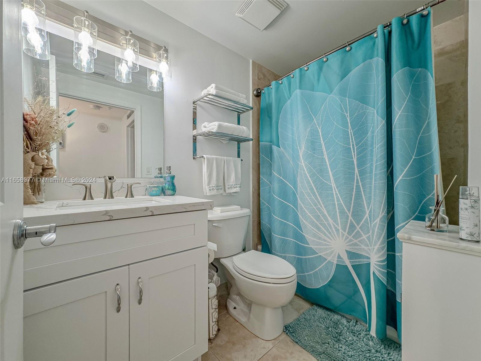 360 CONDO C - Residential