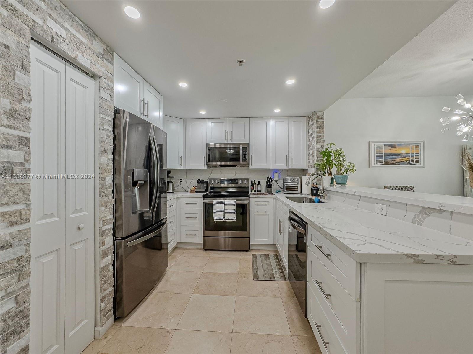 360 CONDO C - Residential