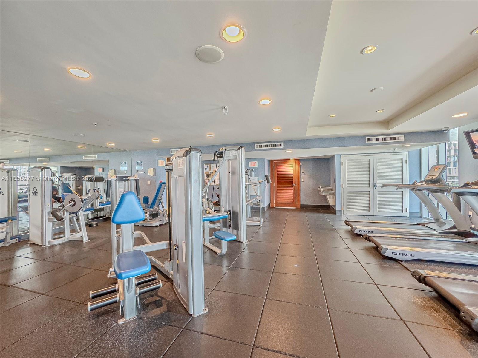 360 CONDO C - Residential