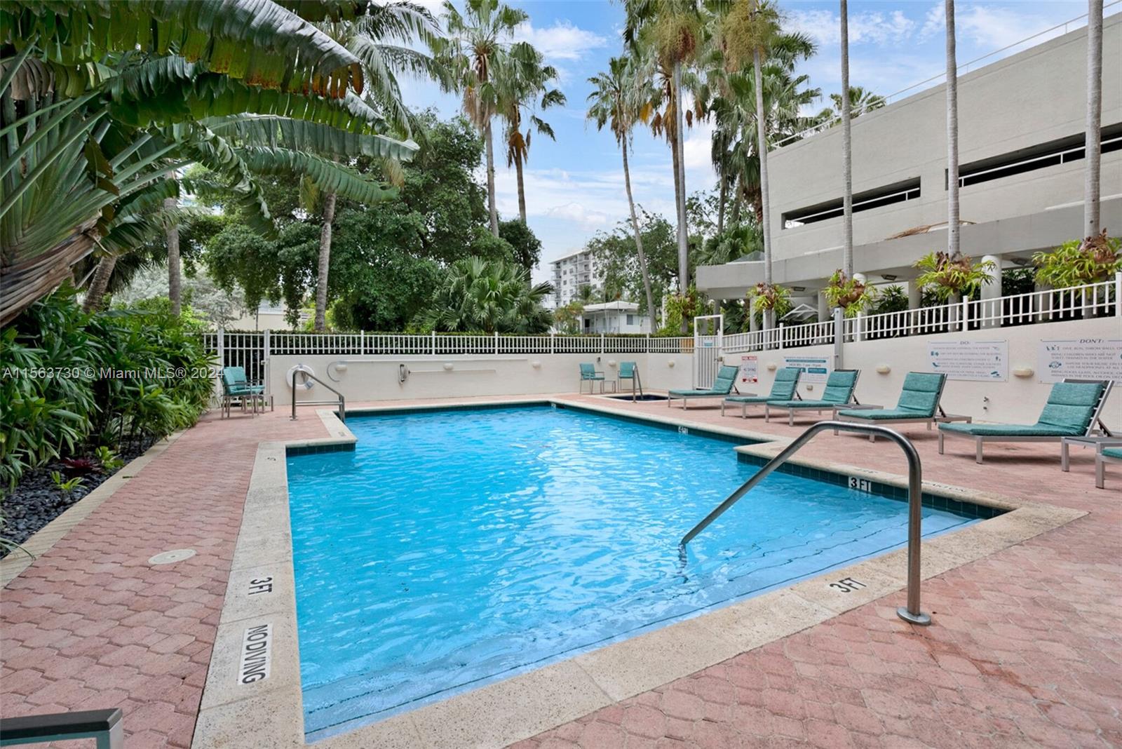 BAYVIEW PLAZA CONDO - Residential Lease