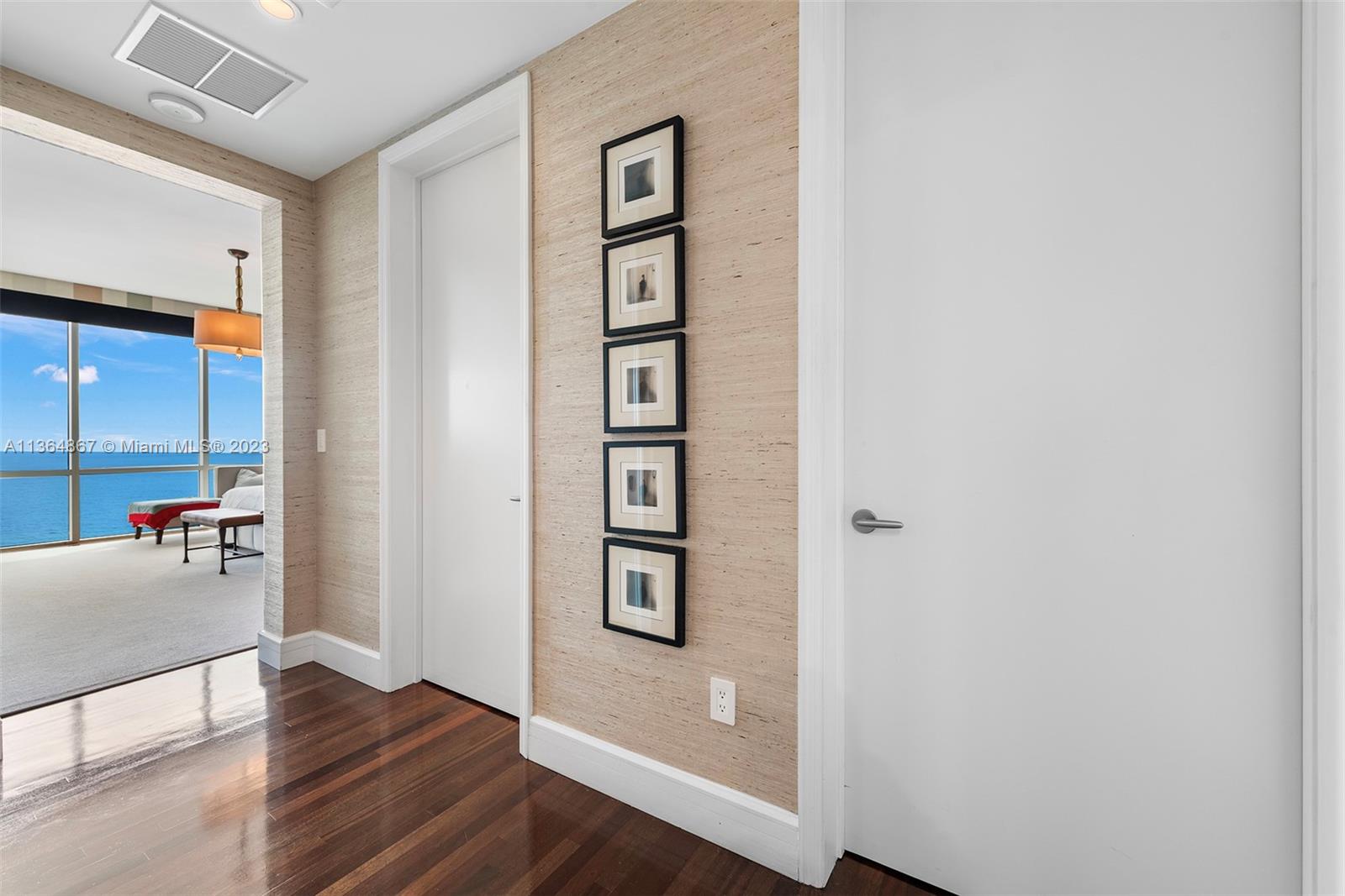 TURNBERRY OCEAN COLONY - Residential