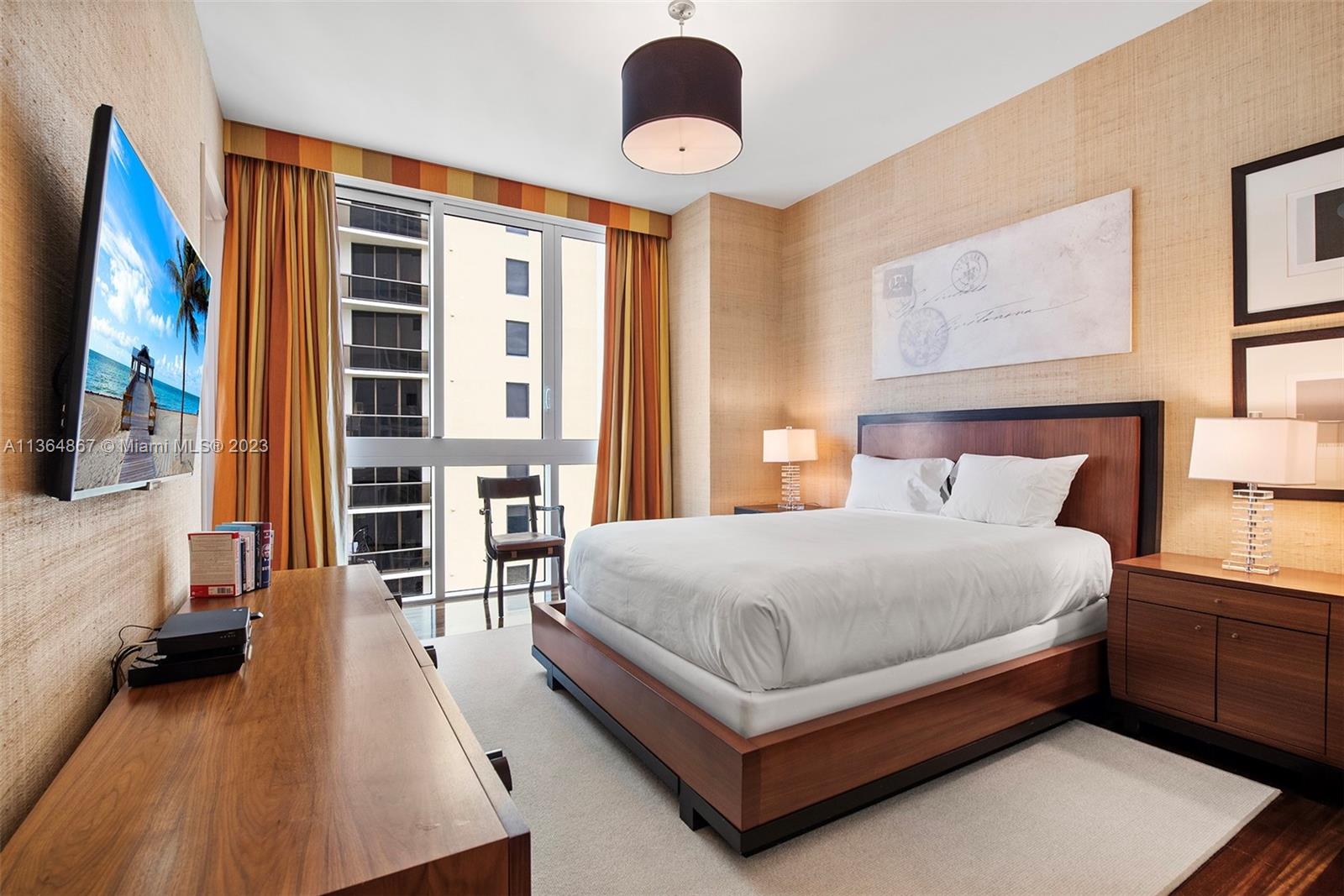 TURNBERRY OCEAN COLONY - Residential