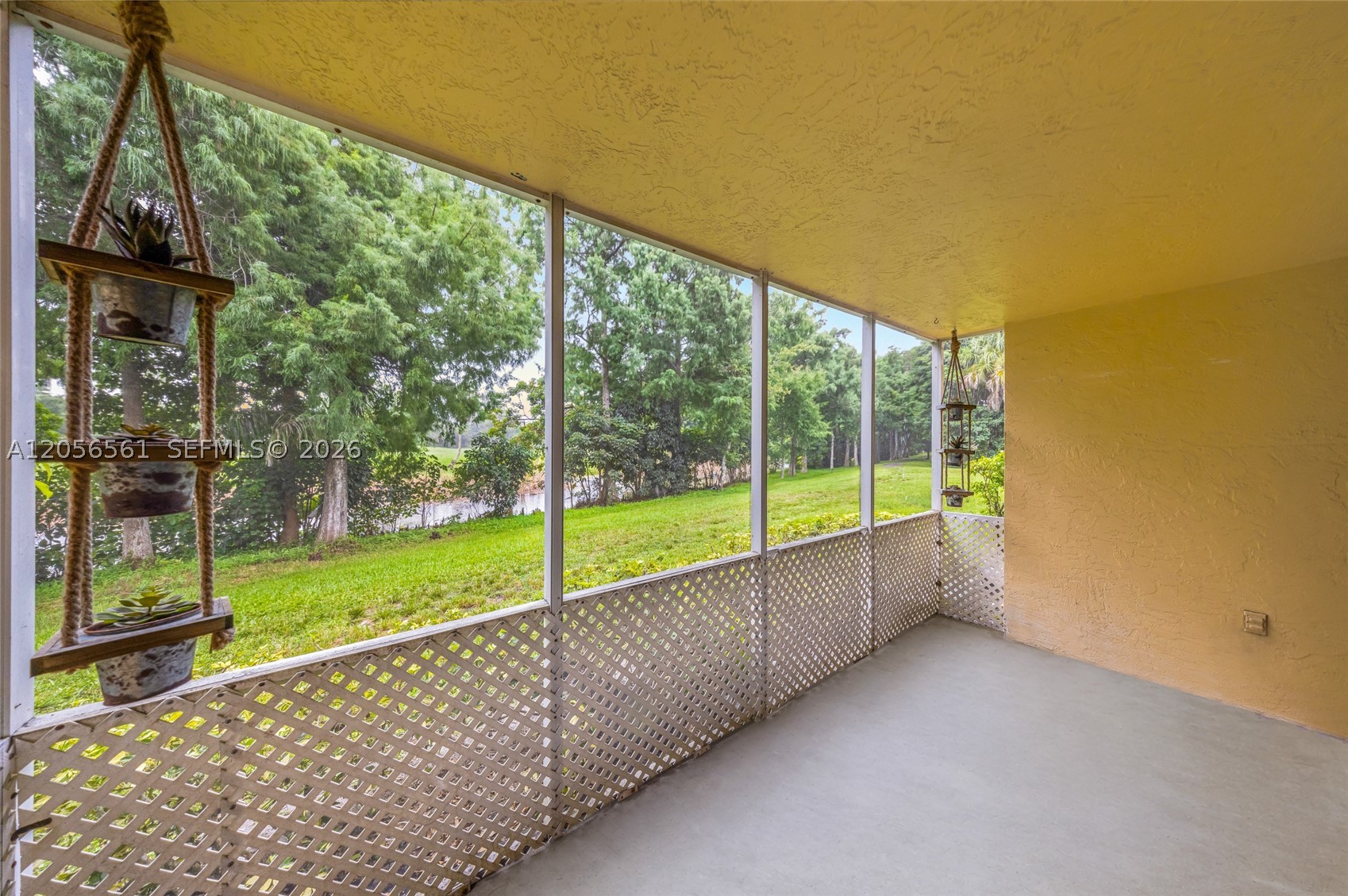 WINDWARD LAKES CONDO - Residential