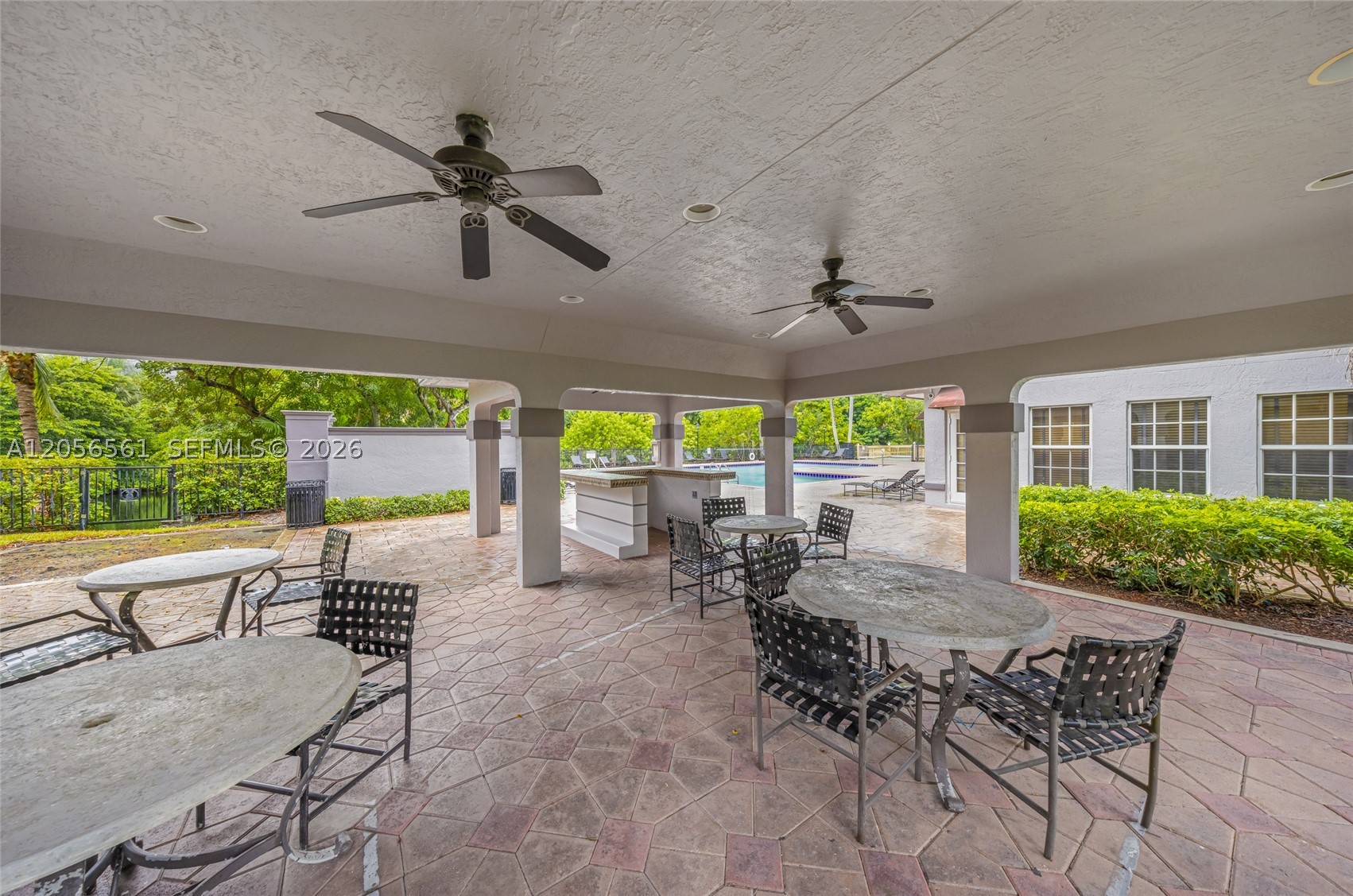 WINDWARD LAKES CONDO - Residential
