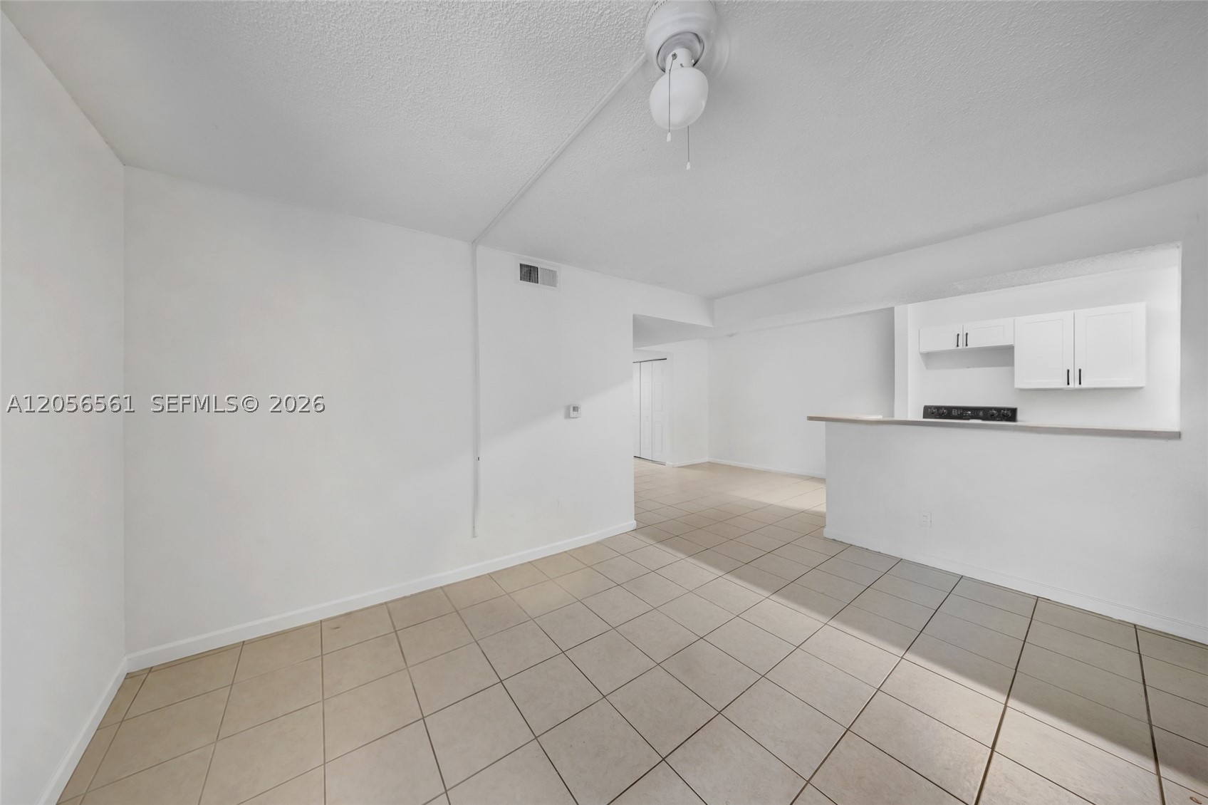 WINDWARD LAKES CONDO - Residential