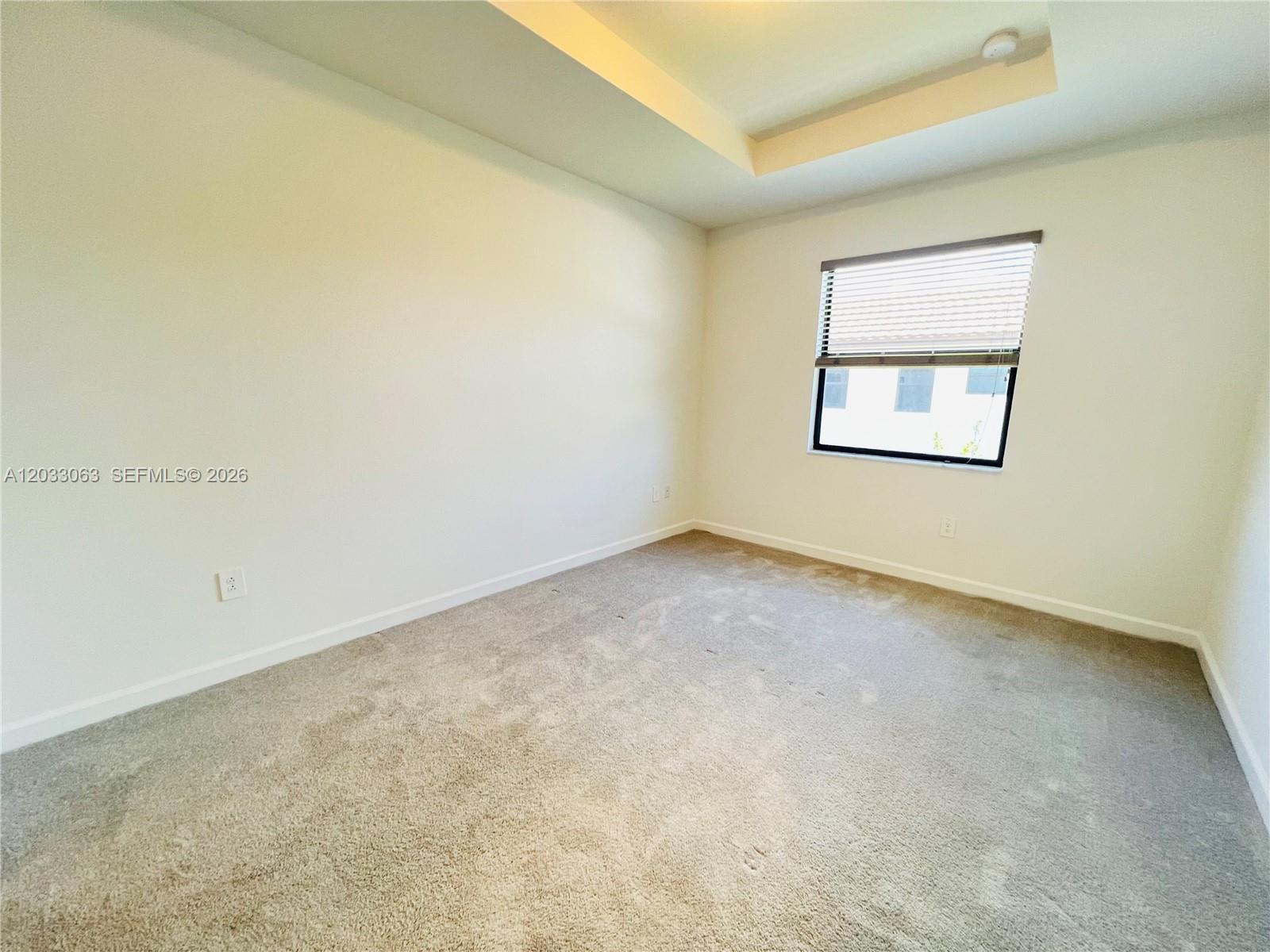 CORSICA SILVER PALM - Residential Lease