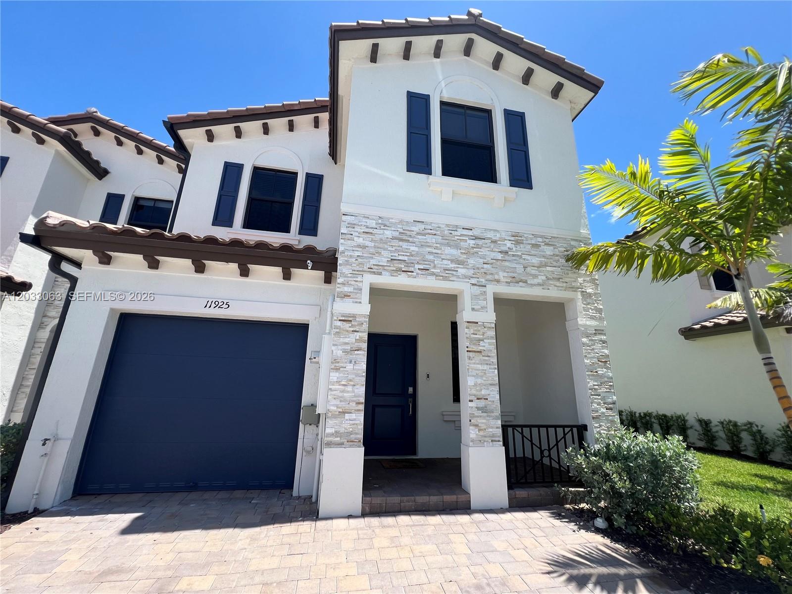 CORSICA SILVER PALM - Residential Lease