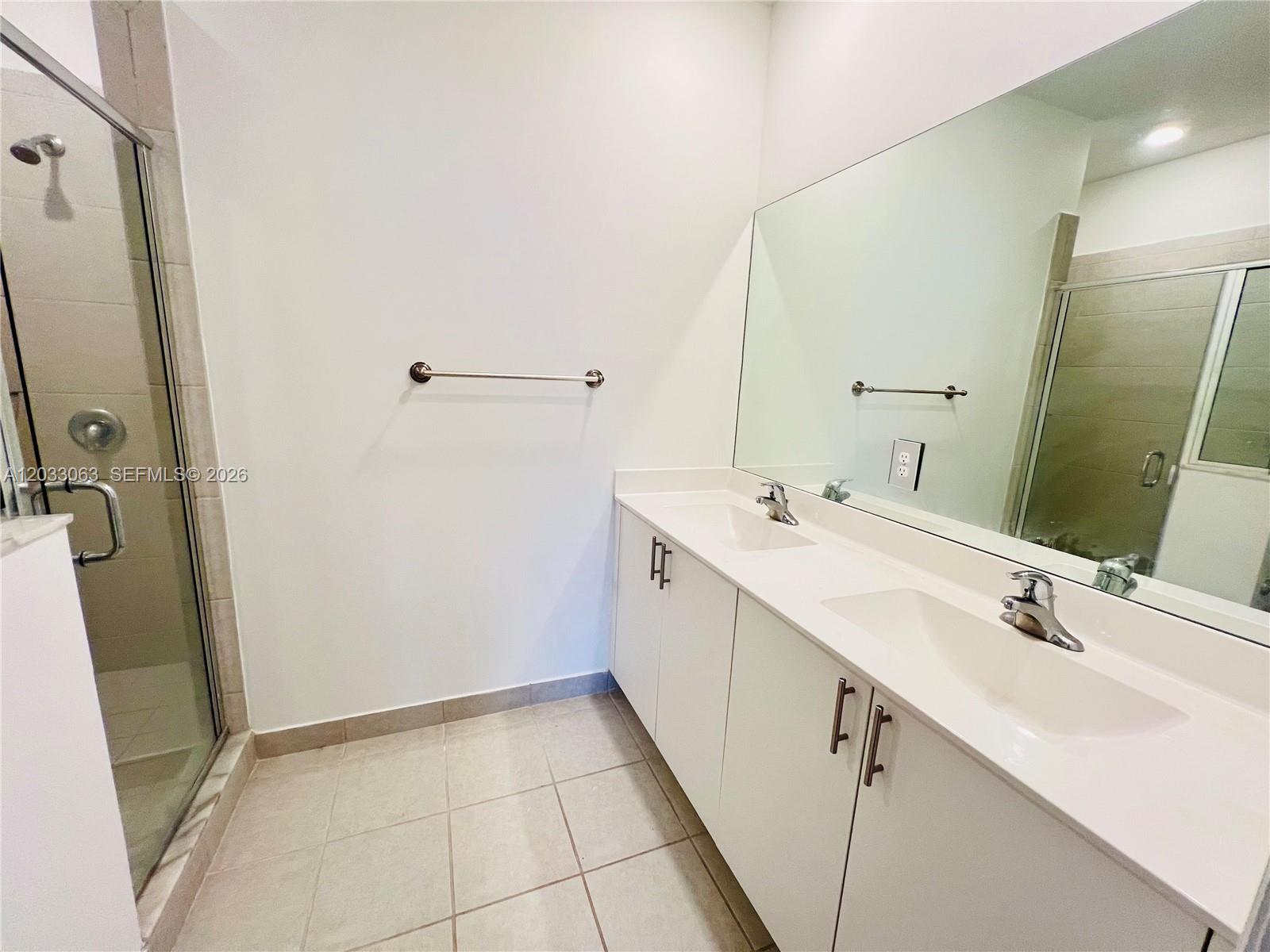 CORSICA SILVER PALM - Residential Lease