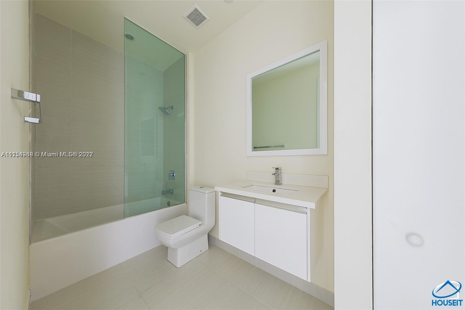 LANDMARK AT DORAL CONDO - Residential