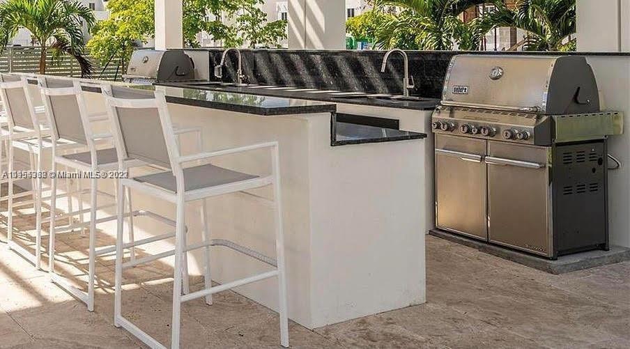 LANDMARK AT DORAL CONDO - Residential