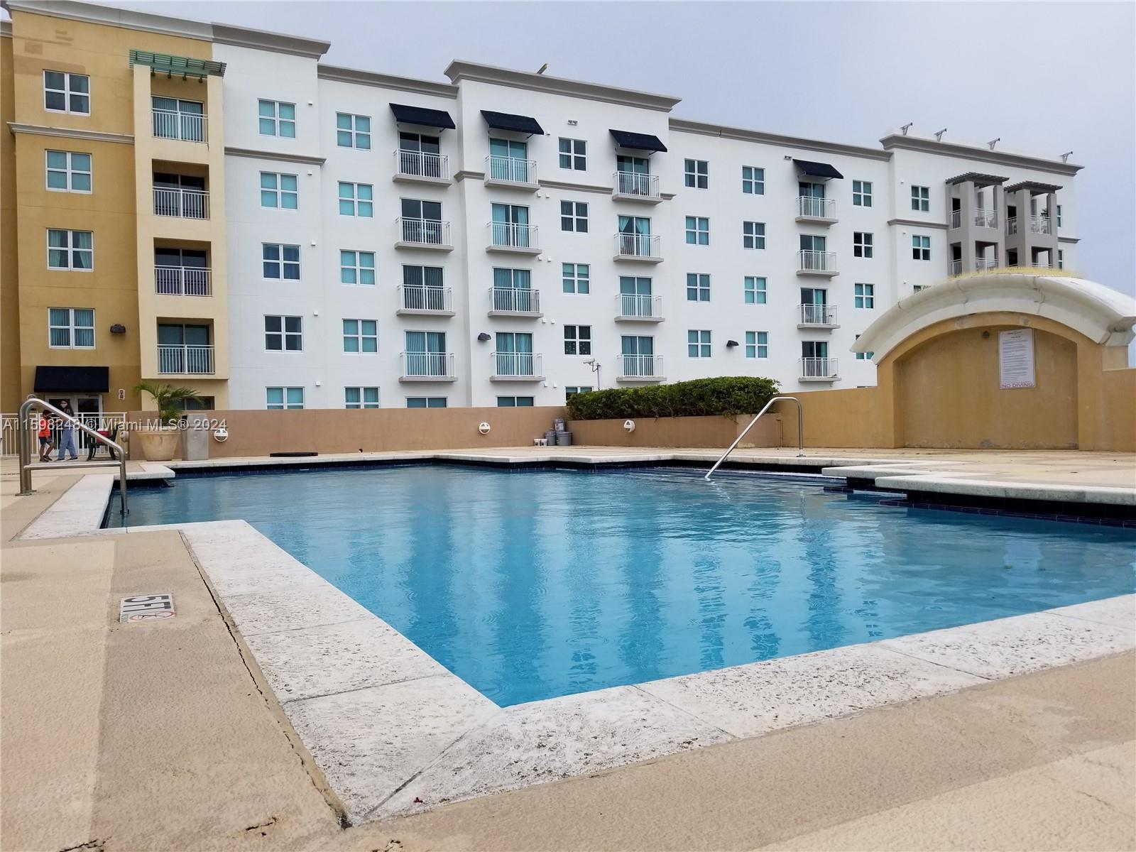 DOUGLAS GRAND CONDO - Residential Lease