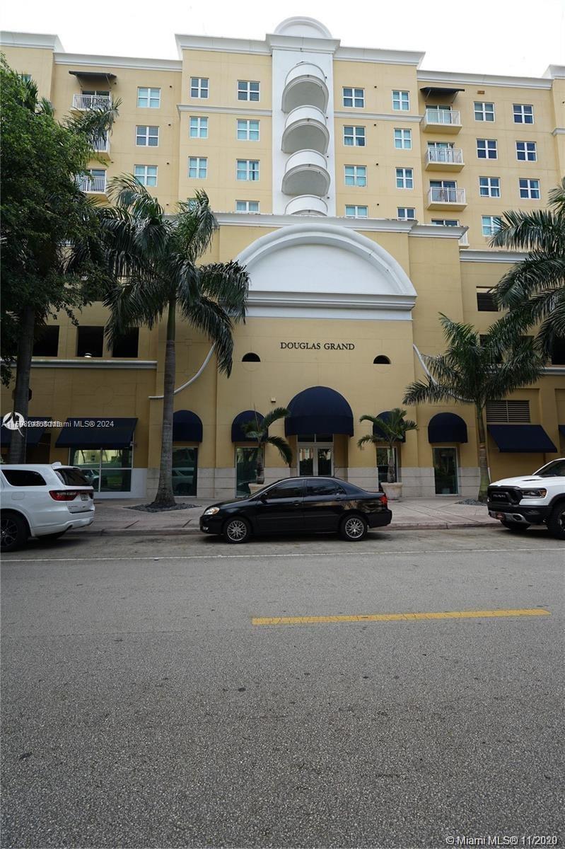 DOUGLAS GRAND CONDO - Residential Lease