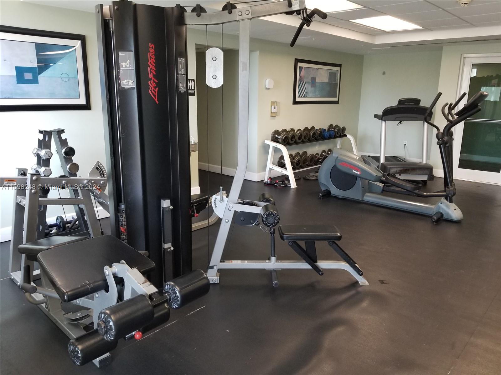 DOUGLAS GRAND CONDO - Residential Lease