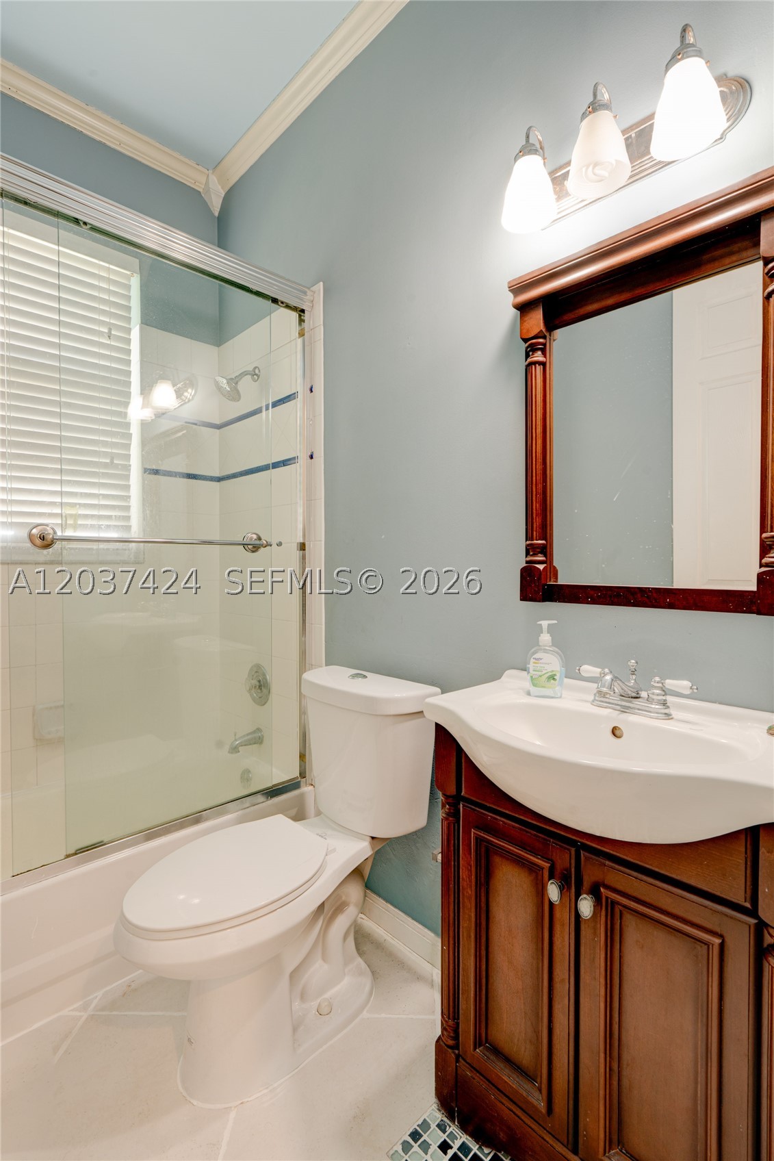 KENSINGTON - Residential