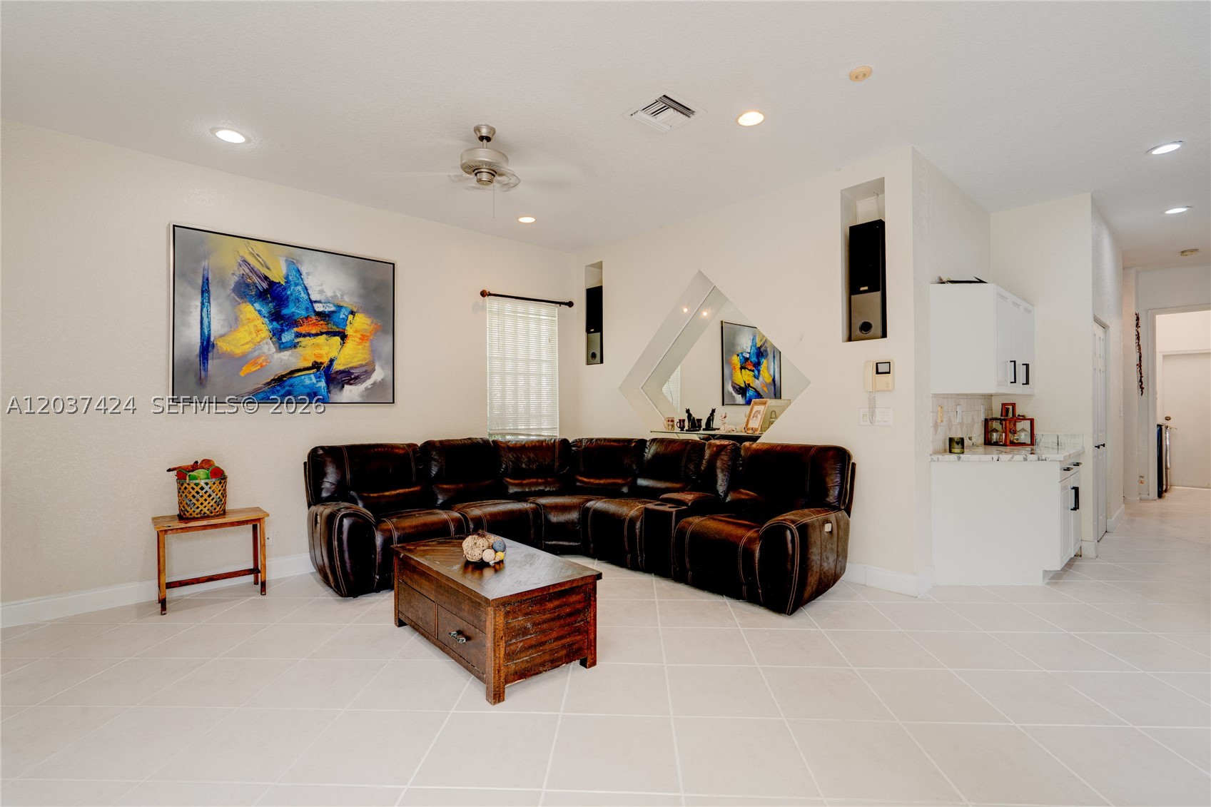KENSINGTON - Residential