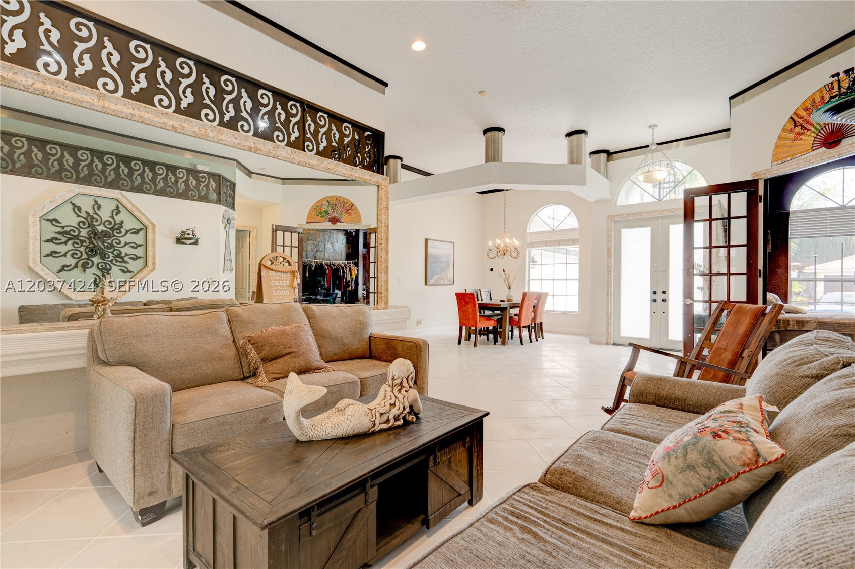 KENSINGTON - Residential